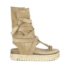 Afbeelding in Gallery-weergave laden, Venice