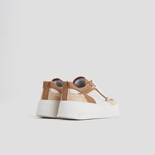 Afbeelding in Gallery-weergave laden, Bumpp-in Off-white/Dark Camel