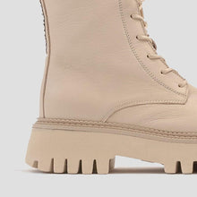 Afbeelding in Gallery-weergave laden, Bronx Biker boots - Groov-y Camel