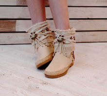 Afbeelding in Gallery-weergave laden, Bohemien schoenen - Star Yuta skin